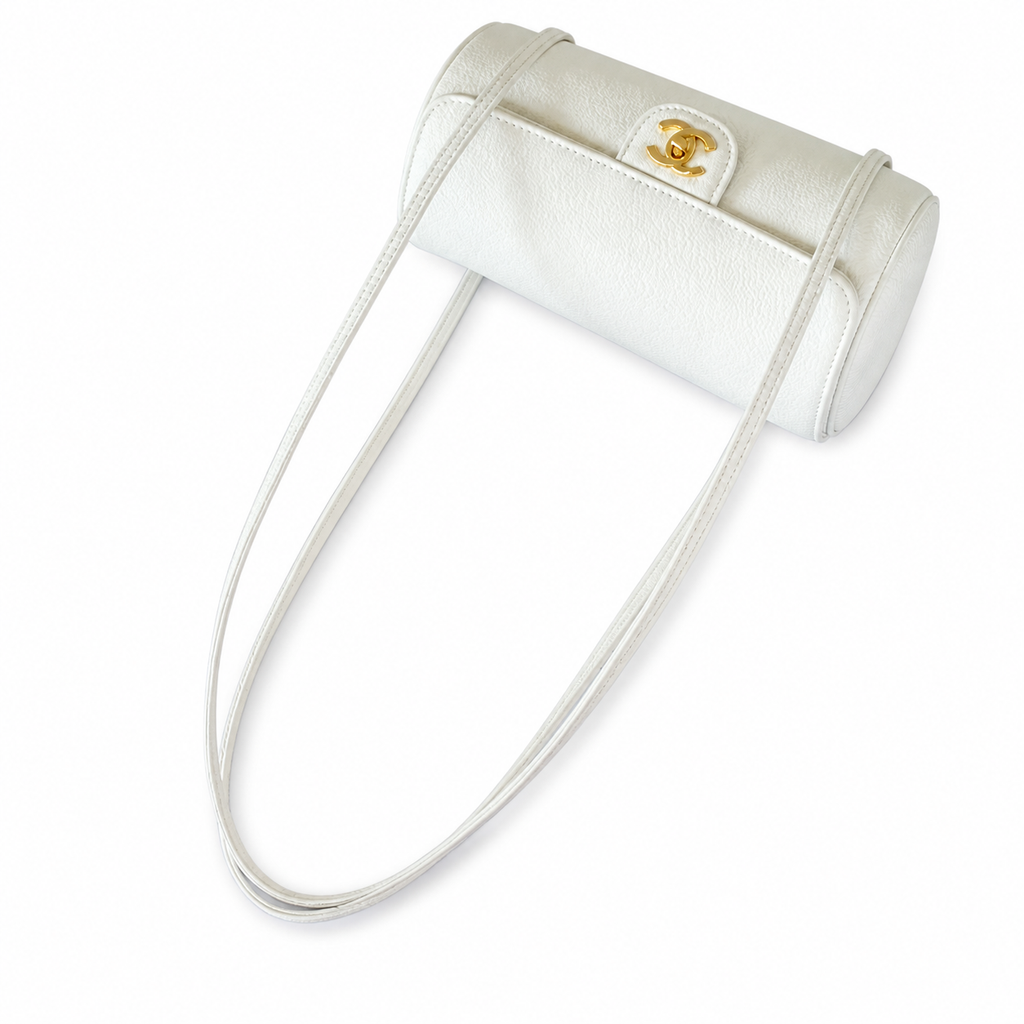 Chanel Diamond Quilted Day Bag